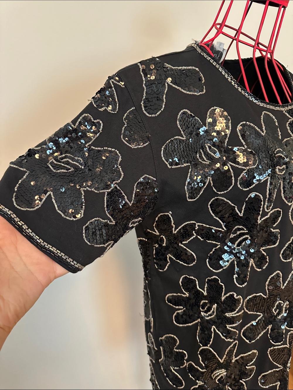 Adrienne Vittadini Black Sequined Floral Top - Picture 4 of 4